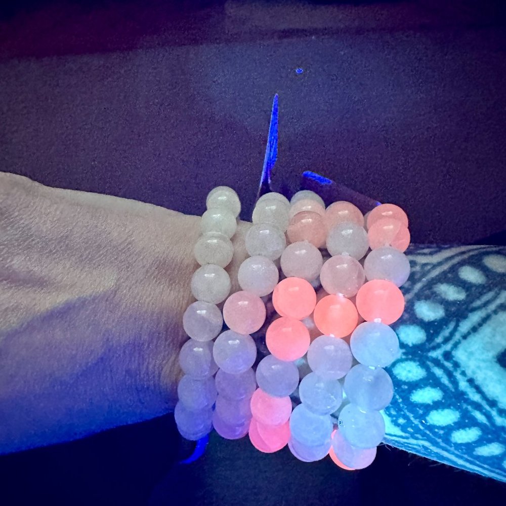 10mm Pink Mangano Calcite Beaded Bracelet - *UV Reactive* - Picture 7 of 10